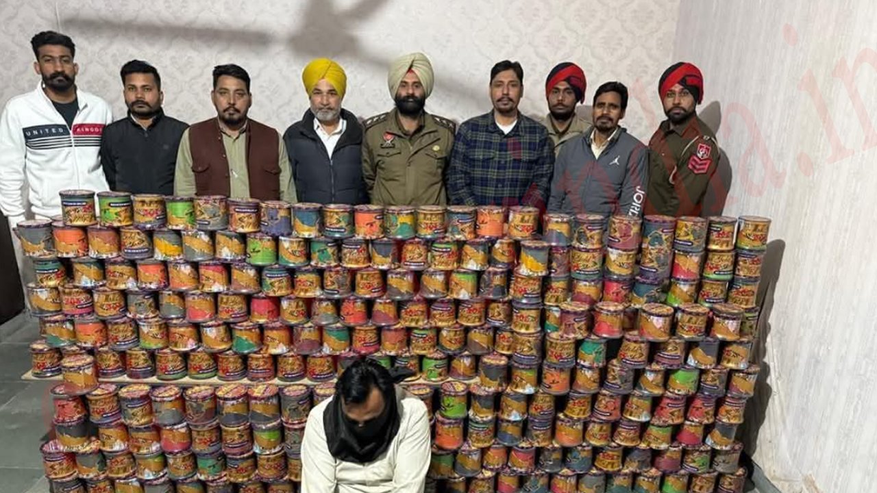 Punjab News: चाइना डोर की बड़ी खेप सहित आरोपी गिरफ्तार, देखें Video