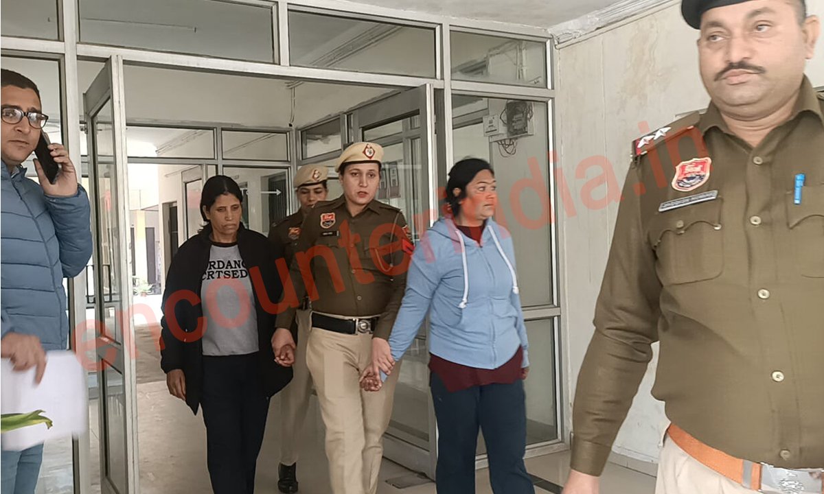 पॉलिसी करवाने के बहाने LIC एजेंट की महिला गैंग ने बनाई अश्लील वीडियो, लूटे 55 हजार, गिरफ्तार, देखें वीडियो