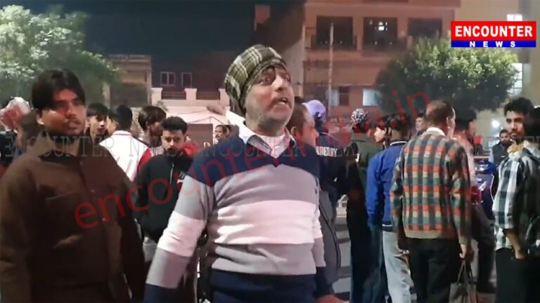 Punjab News: निजी Hospital पर परिवार ने लगाए इलाज में कोताही के आरोप, रोड किया जाम, देखें वीडियो