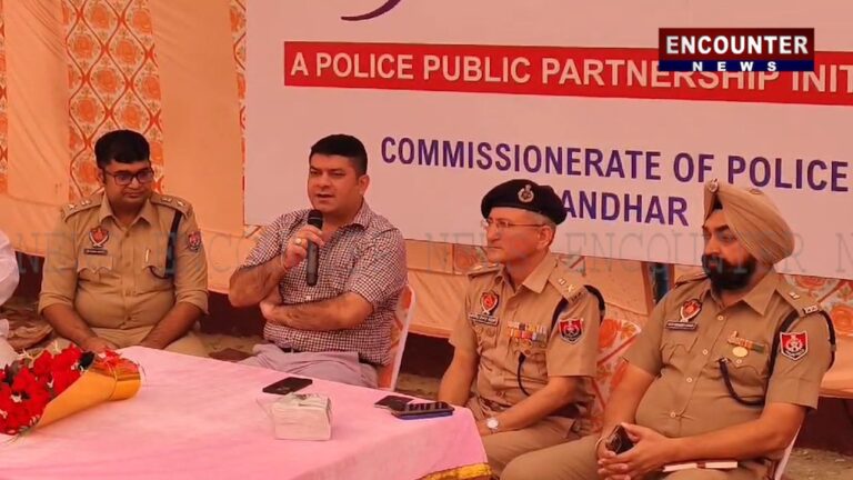 Jalandhar News: इस थाने में पुलिस कमिश्नर Swapan Sharma ने सुनी लोगों की समस्याएं, देखें वीडियो