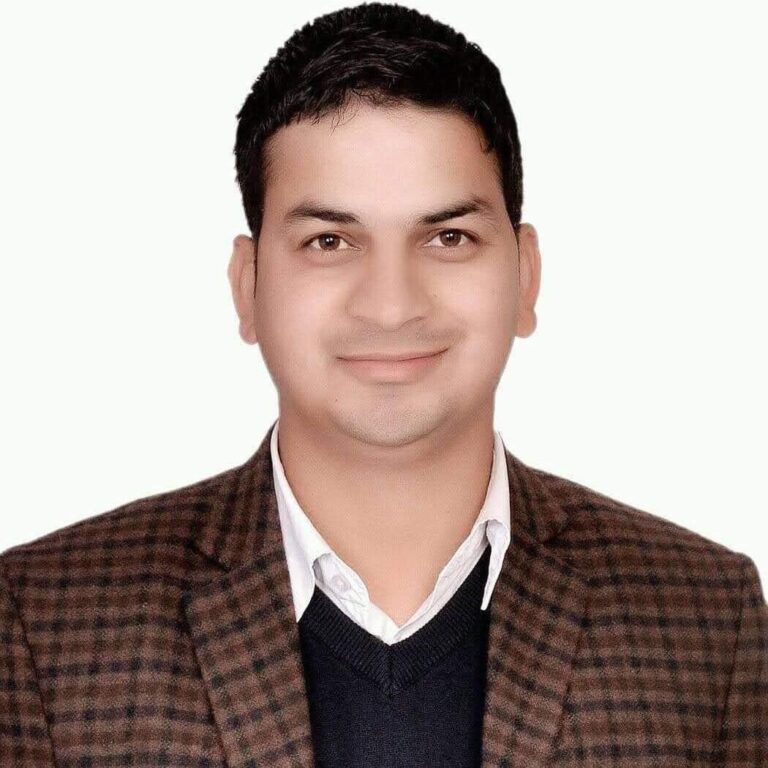 स्कूल कॉलेज बंद करने के बाद प्रदेश सरकार अब शिक्षकों की गेस्ट भर्ती करके युवाओं के भविष्य से कर रही है खिलवाड़: चौहान
