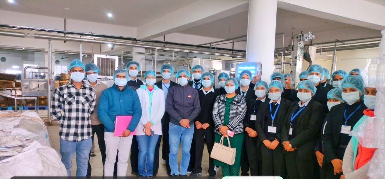 अटल बिहारी बाजपेई राजकीय उत्कृष्ट महाविद्यालय, बंगाणा बीबीए विभाग के 35 छात्रों का औद्योगिक क्षेत्र दौरा