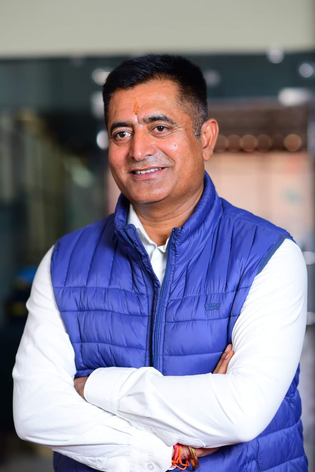 दूसरों पर इल्जाम लगाने से पहले अपने घोटालों को न भूलें अनुराग: रायजादा
