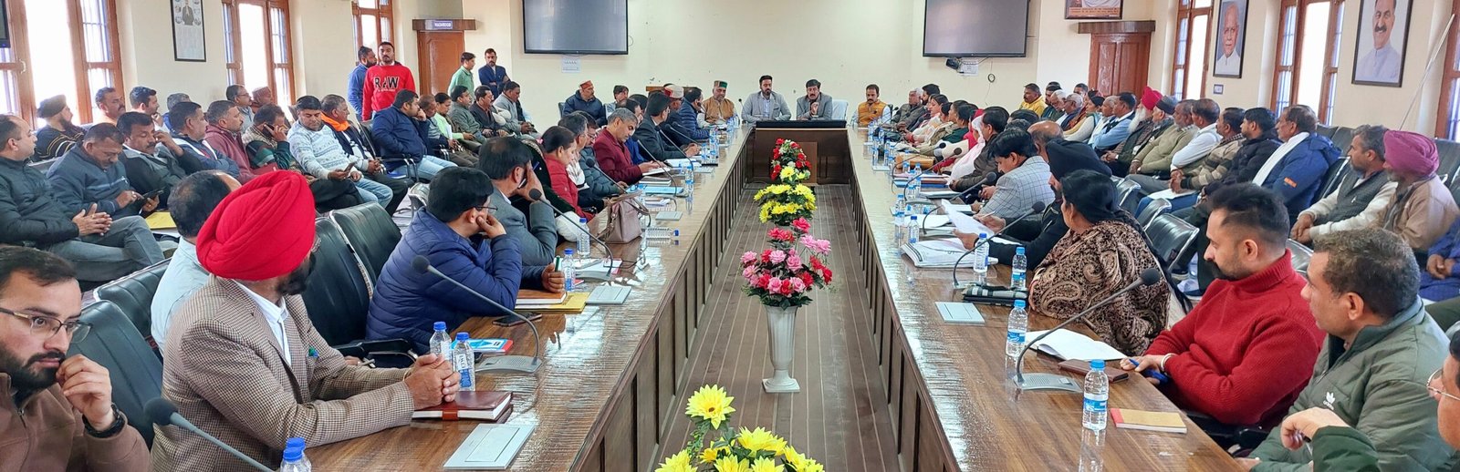 विवेक शर्मा का कुटलैहड़ विस क्षेत्र की सभी पंचायतों के समग्र विकास पर जोर