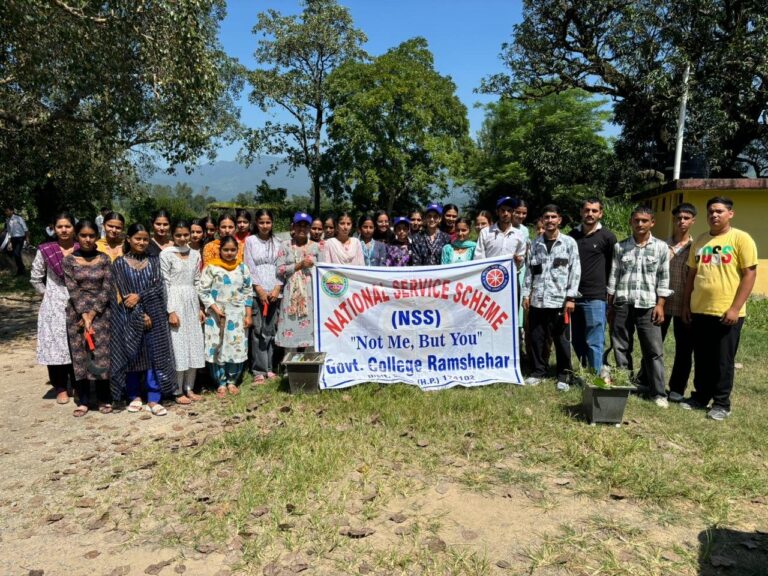 विश्व सफाई दिवस पर एनएसएस स्वयंसेवकों ने चलाया सफाई अभियान