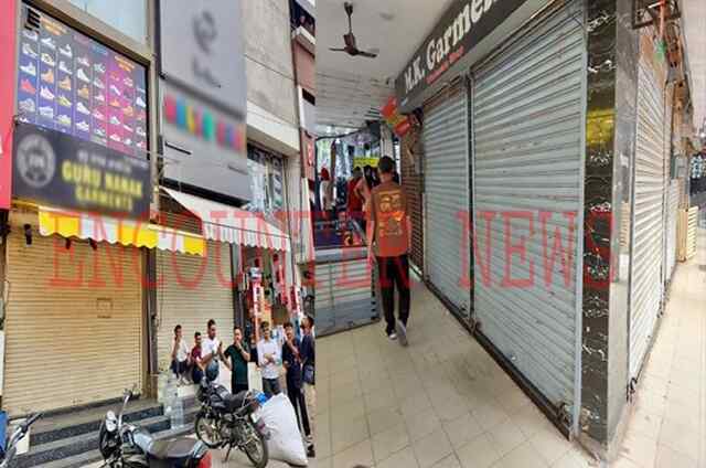 Punjab: फर्जी Branded कपड़ों को लेकर इस मार्किट में पुलिस की Raid