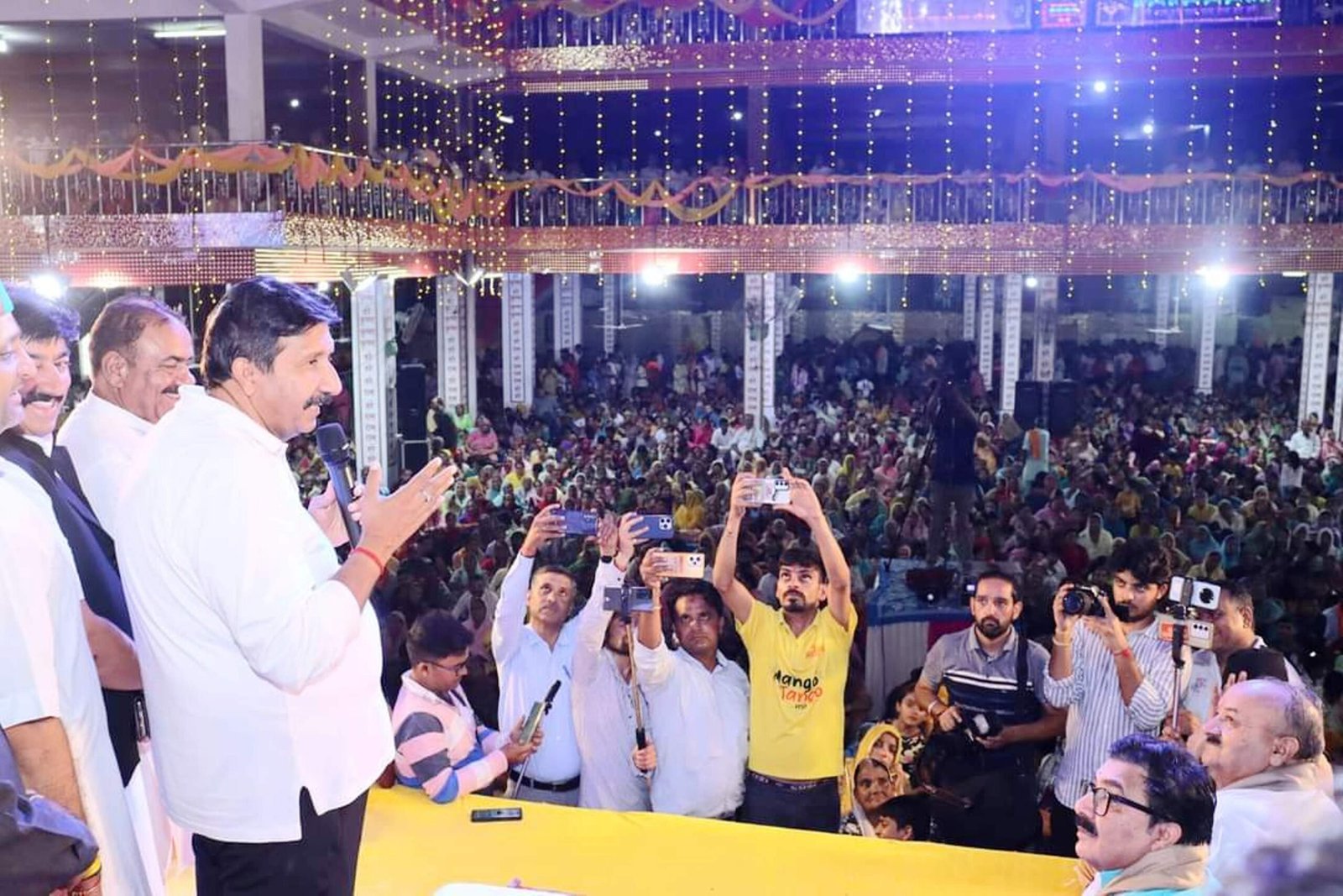 उपमुख्यमंत्री मुकेश अग्निहोत्री श्रीकृष्ण जन्माष्टमी महोत्सव में हुए शामिल