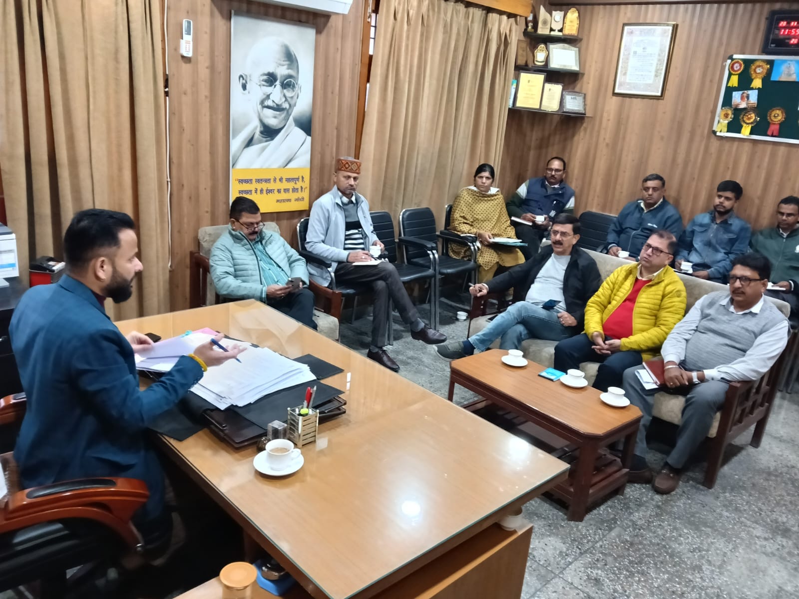 हमारा शौचालय, हमारा भविष्य अभियान के सफल क्रियान्वयन को लेकर ज़िला स्तरीय समीक्षा बैठक आयोजित