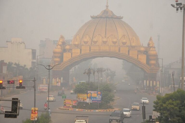 Punjab News: 5 शहरों में AQI 250 पार, तापमान में गिरावट जारी