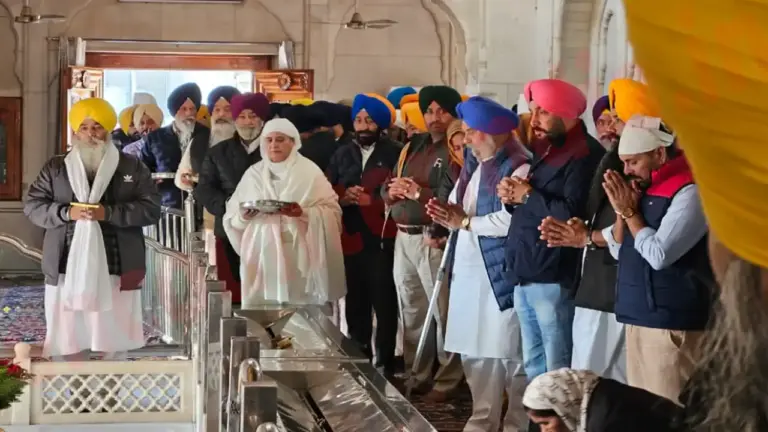Punjab News: बीबी जगीर कौर, सुरजीत रखड़ा और चंदूमाजरा ने की धर्मिक सजा पूरी, देखें वीडियो