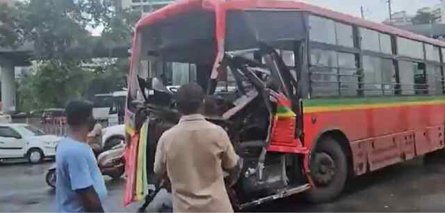 Mumbai News: खड़े ट्रक से टकराई तेज रफ्तार BEST Bus, 5 लोग घायल