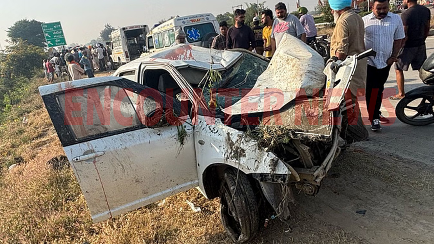Punjab News: दर्दनाक हादसे में स्विफ्ट कार सवार 3 युवकों की मौत, देखें वीडियो