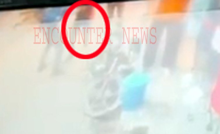 Jalandhar News: दिन दहाड़े सबसे व्यस्त बाजार में चोरी की वारदात की CCTV आई सामने, देखें वीडियो