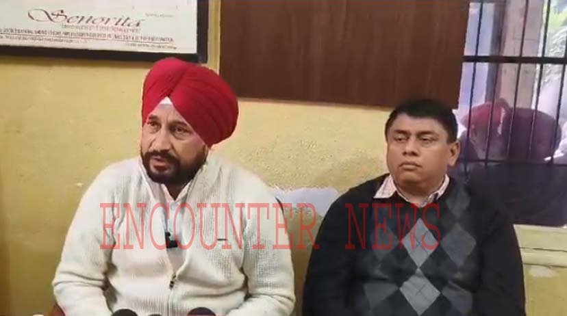 राज्यपाल के Jalandhar में नशा मुहिम को लेकर सासंद चन्नी ने कसा तंज, देखें वीडियो
