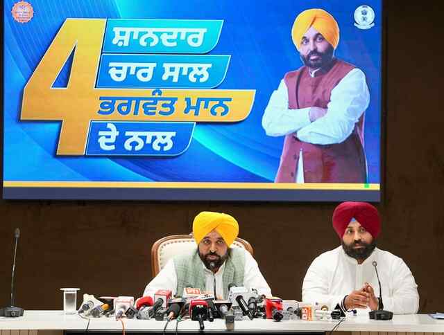 Punjab News: पंजाब सरकार ने ‘शिक्षा क्रांति’ के 4 साल का रिपोर्ट कार्ड पेश किया, सरकारी स्कूल अब निजी स्कूलों के बराबर