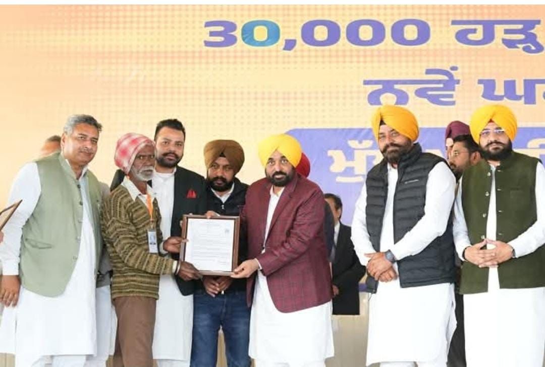 Punjab News: CM मान ने 30,000 से अधिक बाढ़ पीड़ित परिवारों को वितरित की 377 करोड़ मुआवज़ा राशि