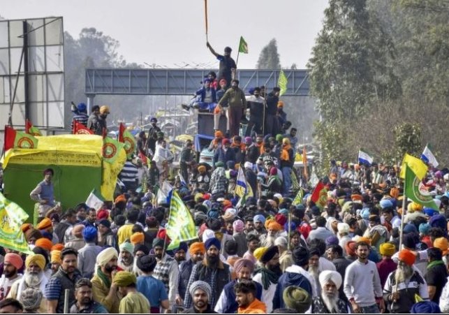 आज दिल्ली कूच करेंगे किसान, बॉर्डर पर बैरिकेडिंग
