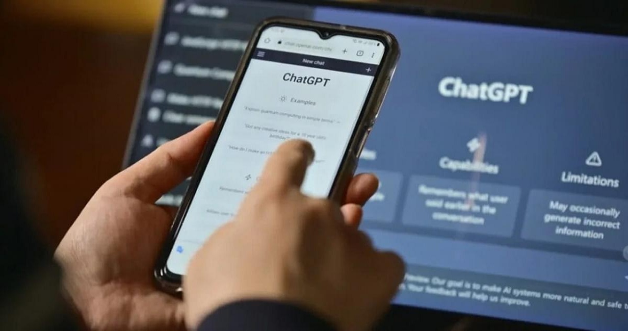 Chat GPT से करोड़ों लोग पूछ रहे ये सवाल, कंपनी ने खुद किया दावा