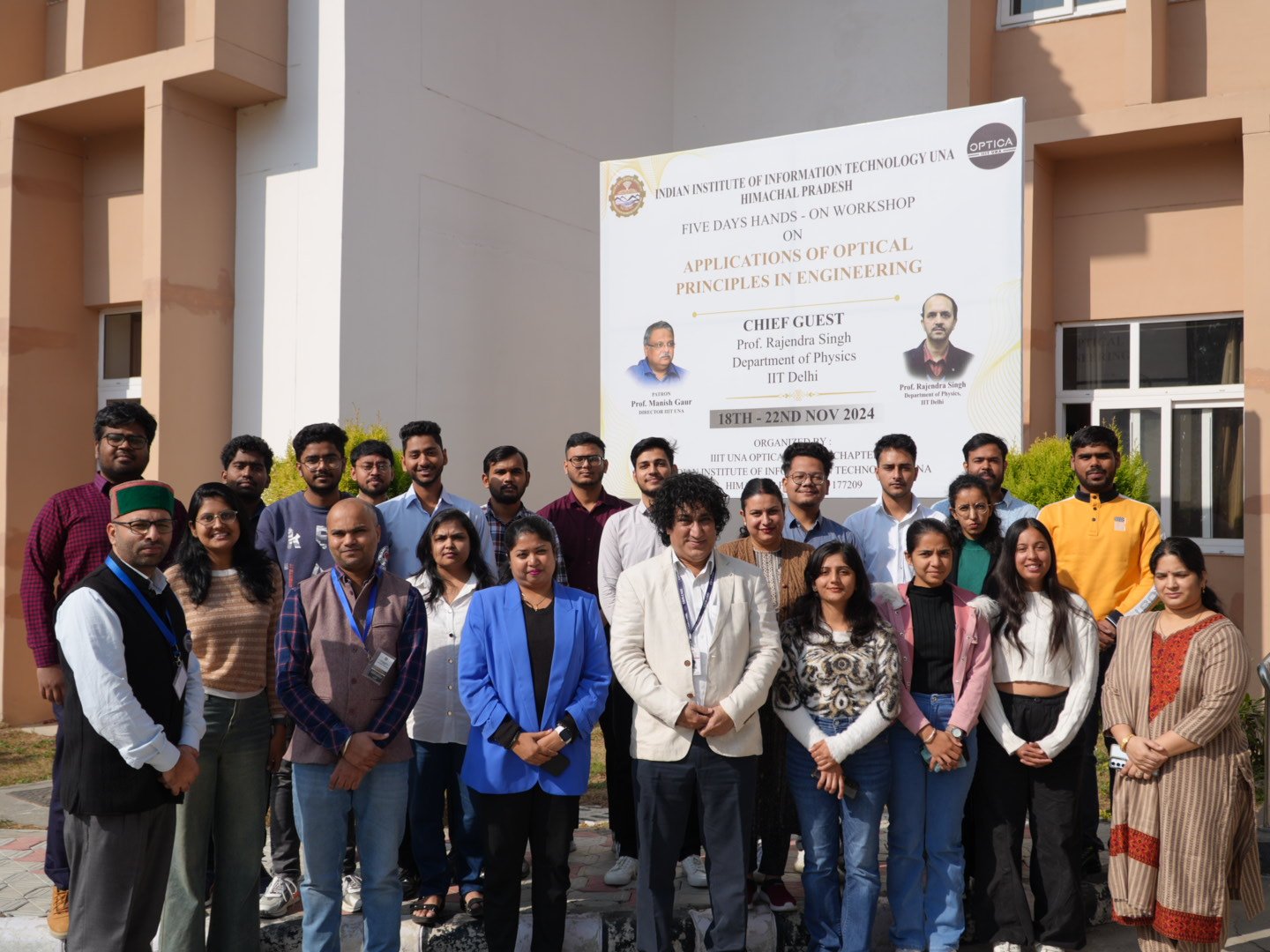 आईआईआईटी के ऑप्टिका छात्र अध्याय ने “इंजीनियरिंग में ऑप्टिकल सिद्धांतों के अनुप्रयोग पर कार्यशाला का आयोजन