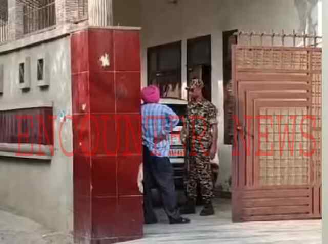 Punjab: सुबह-सुबह शराब कारोबारी के घर सहित कई जगहों पर ED की छापेमारी