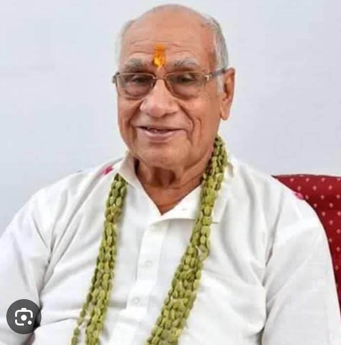 डेरा बाबा रूद्रानंद आश्रम के अधिष्ठाता स्वामी सुग्रीवानंद जी महाराज को लाखों लोगों ने अर्पित की भावभीनी श्रद्धांजलि डेरा बाबा रूद्रानंद आश्रम के अधिष्ठाता स्वामी सुग्रीवानंद जी महाराज को लाखों लोगों ने अर्पित की भावभीनी श्रद्धांजलि