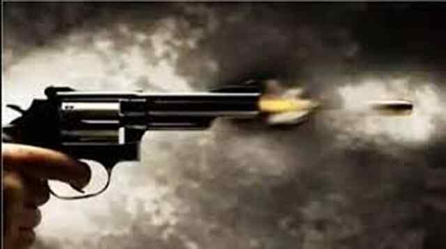 Firing से मचा हड़कंप, बच्चे सहित 7 लोगों की मौत