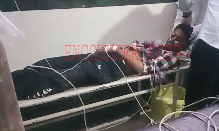 Punjab News: दिन दहाड़े Bus Stand के पास निजी स्कूल के बच्चों में हुई लड़ाई, चले तेजधार हथियार, एक घायल, देखें वीडियो