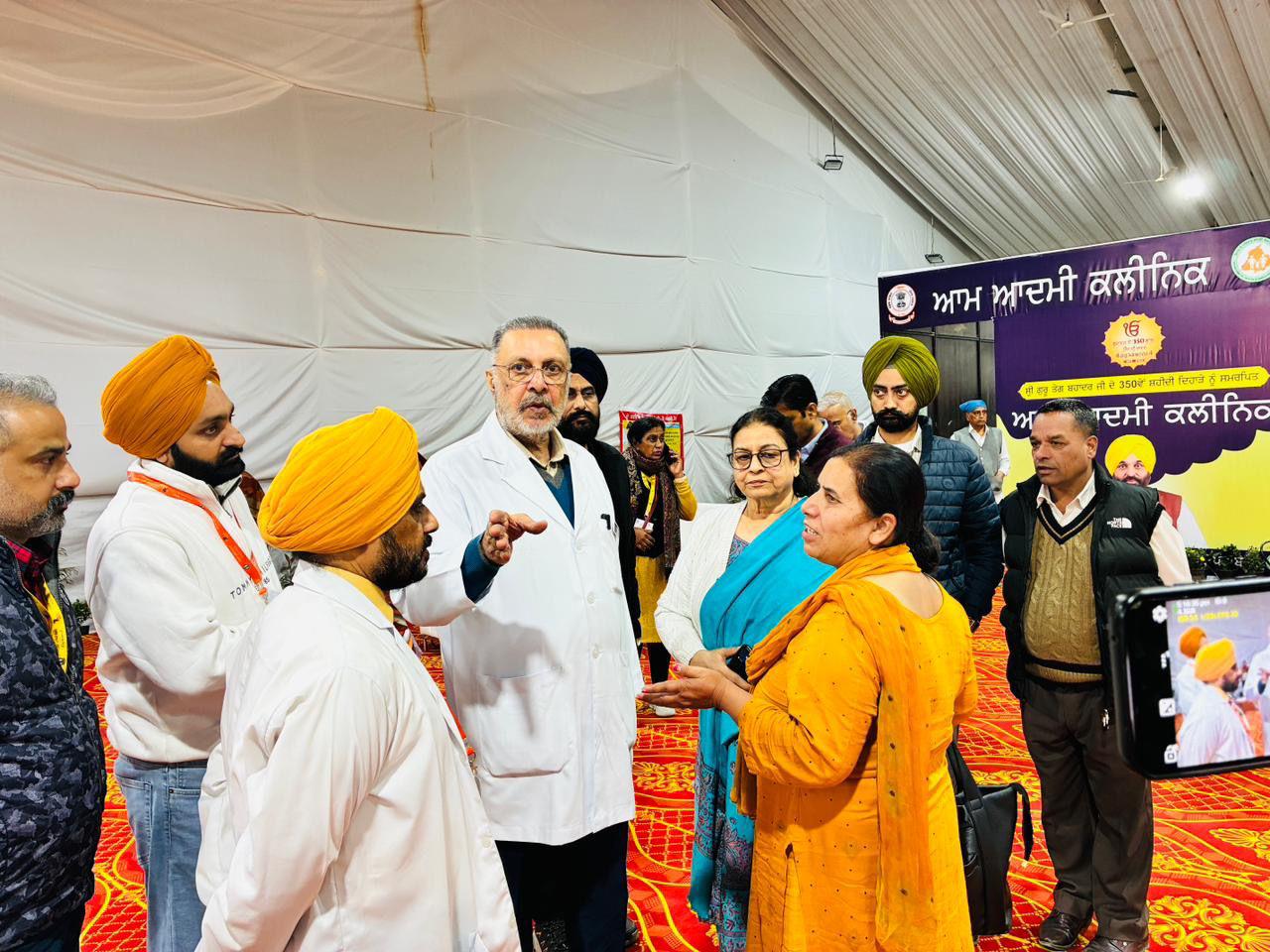 Punjab News: आनंदपुर साहिब में लगाए गए निःशुल्क चिकित्सा शिविर, हज़ारों लोगों को मिला लाभ