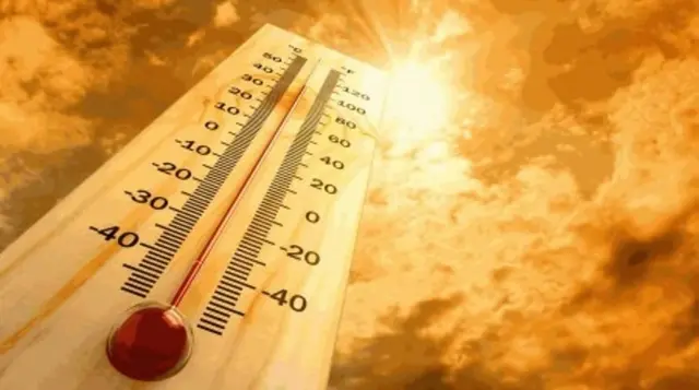 प्रचंड गर्मी के कारण स्कूली छात्राएं हुईं बेहोश, हॉस्पिटल में किया भर्ती