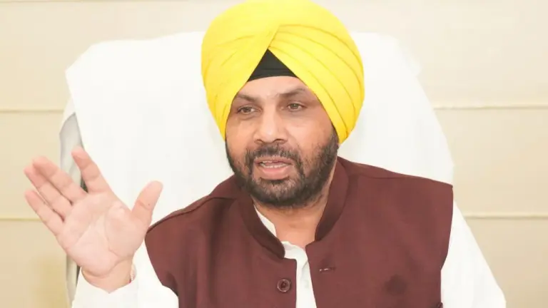 Punjab News: पंजाब के लोक निर्माण मंत्री हरभजन सिंह ईटीओ ने 70 करोड़ की लागत से बनने वाले रेलवे ओवरब्रिज का किया शिलान्यास