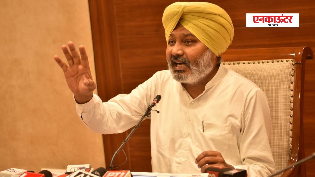 Punjab News: पंजाब के वित्त मंत्री ने शिक्षा विभाग को निर्देश दिए, ‘बिना अनुदान कर्मचारियों की जायज मांगों को .. .