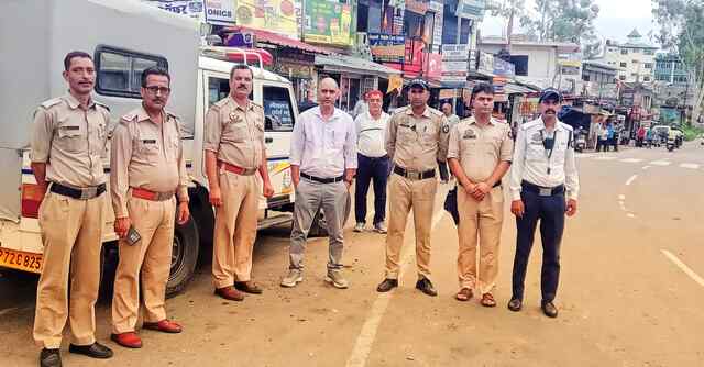 एसडीएम बंगाणा व पुलिस की संयुक्त टीम ने दी दविश,दुकानदारों में मचा हड़कंप