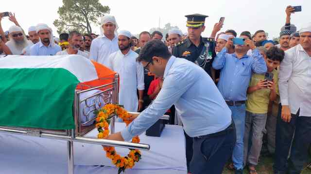 शहीद दिलवर खान राजकीय सम्मान के साथ सुपुर्द-ए-खाक