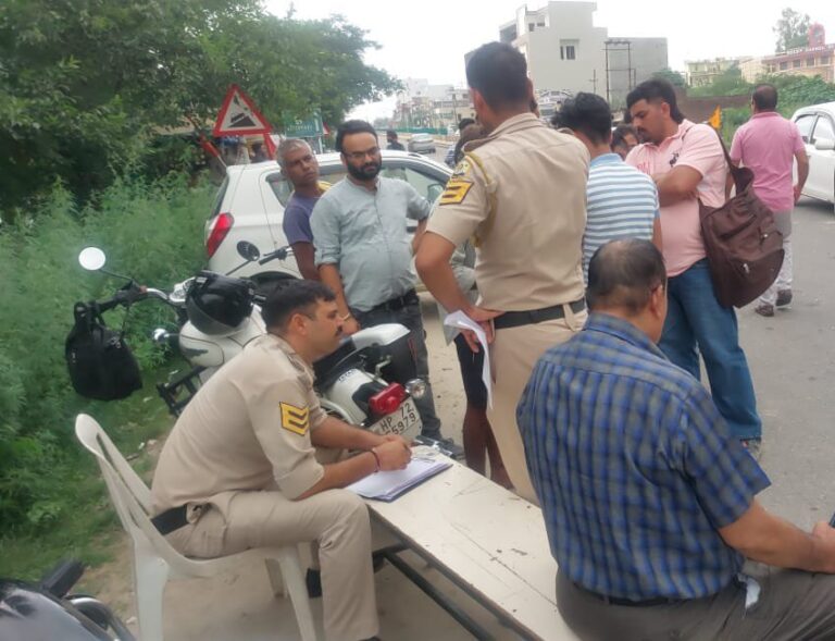 पुलिस ने 153 चालान कर वसूले 1,73 हजार