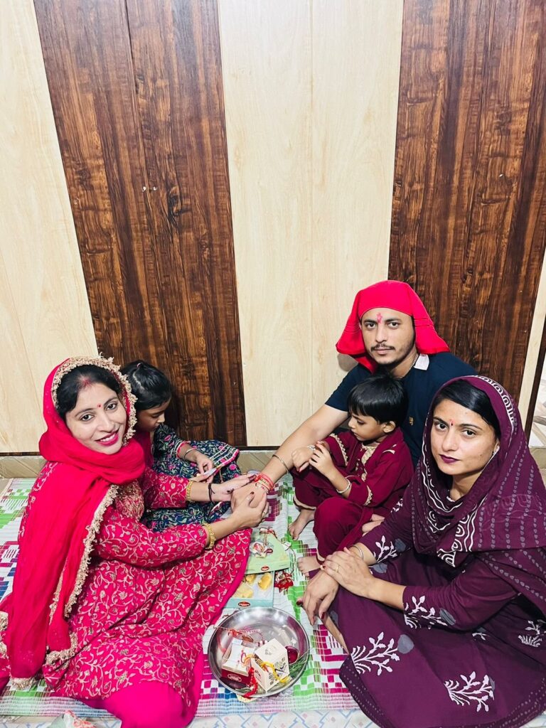 बीबीएन में धूमधाम से मनाया रक्षाबंधन