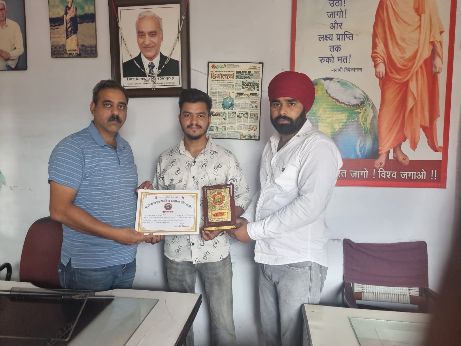 विवेक कुमार ने जरूरमंद रोगी की मदद के लिए रक्तदान कर पूण्य अर्जित किया