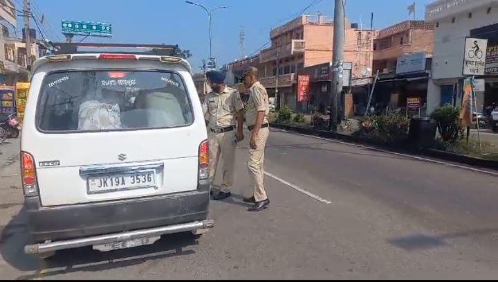 दो समुदायों में टकराव की स्थिति को देखते हुए जिला में लगी धारा 163