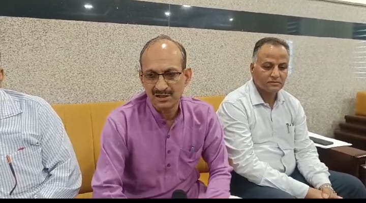 नए गांवो को टीसीपी में शामिल करने से पहले जनसुनवाई करे सरकार: सत्ती