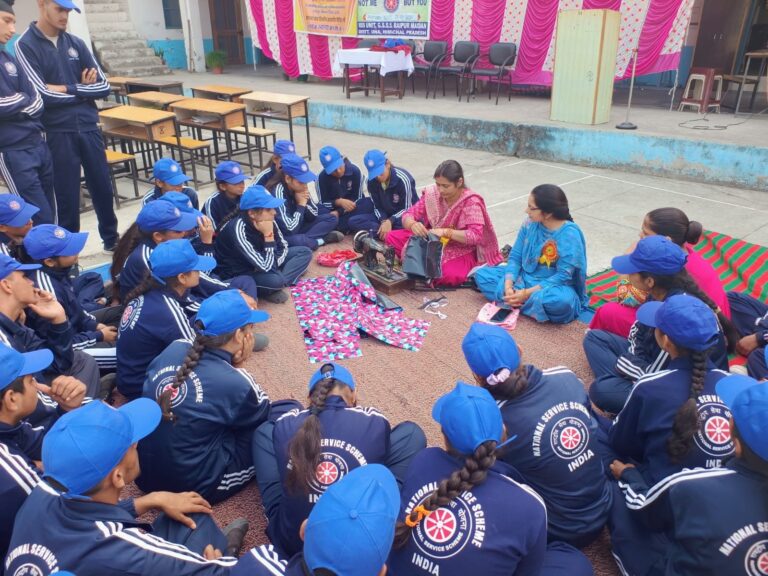 माध्यमिक पाठशाला रायपुर मैदान में सात दिवसीय शिविर आयोजित