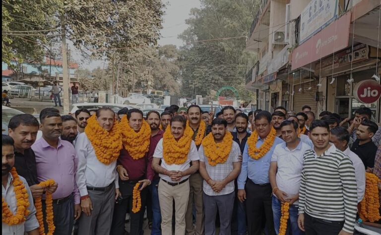 सुरजीत चौधरी ने ली नगर परिषद बद्दी के अध्यक्ष पद व गोपनीयता की शपथ