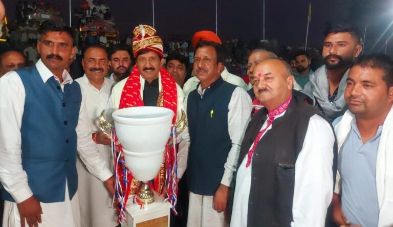 संत बाबा ढांगू वाले महाराज जी के मन्दिर निर्माण के लिए 25 लाख देने की घोषणा