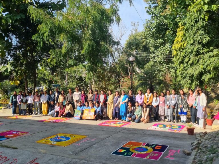 महाविद्यालय ऊना के रेड रिबन क्लब ने विश्व एडस दिवस मनाया