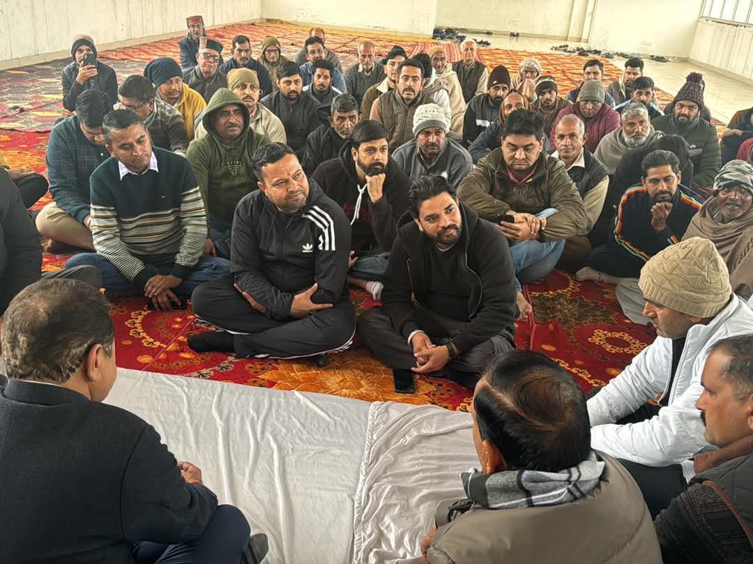 बरोटीवाला पंचायत के लोगों ने पंचायत को नगर निगम से बाहर करने की रखी मांग
