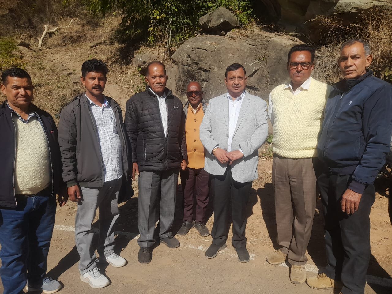 कुटलैहड़ के दूर-दराज क्षेत्रों में बस सेवा बंद होने से ग्रामीणों में रोष