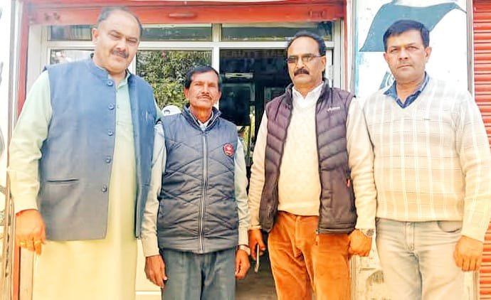 बंगाणा की रायपुर पंचायत के वरिष्ठ कांग्रेस नेता रामदास ने थामा भाजपा का दामन