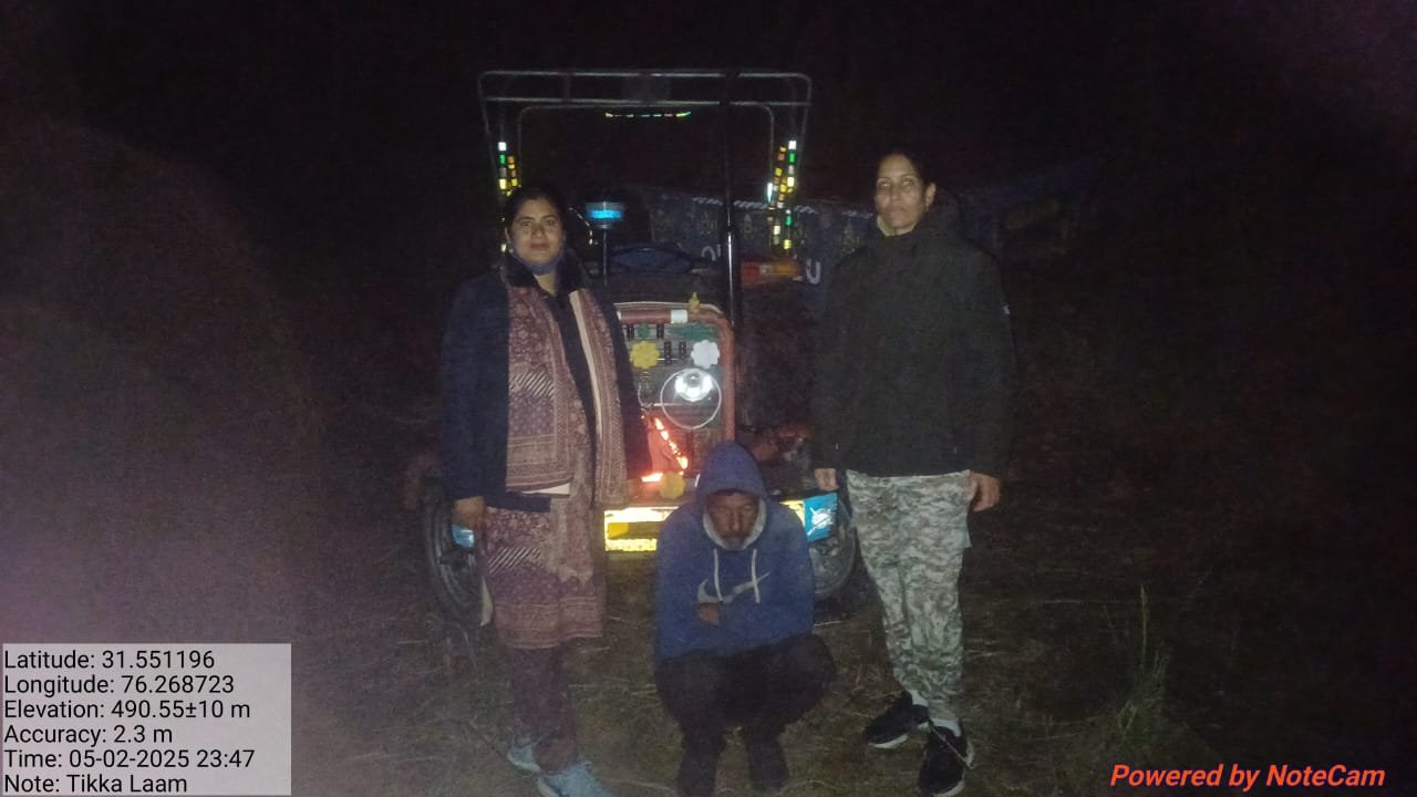 वन विभाग ने पकड़े खैर के 28 मोछे, ट्रैक्टर व बाइक भी पकड़ा मामला दर्ज