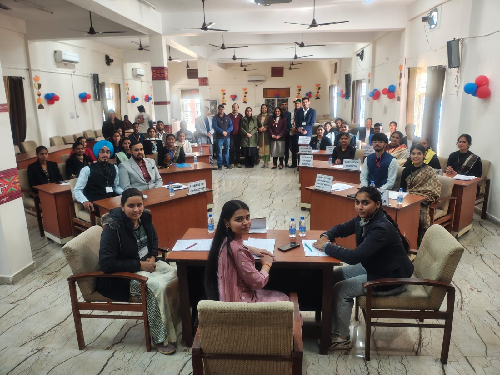 महाविद्यालय ऊना में प्रवेश टैस्टिंग कैंप में युवा संसद का आयोजन