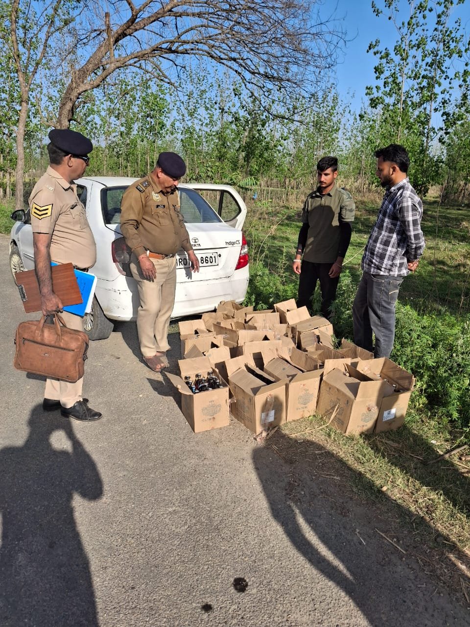 गगरेट पुलिस ने 20 पेटी अवैध शराब पकड़ी