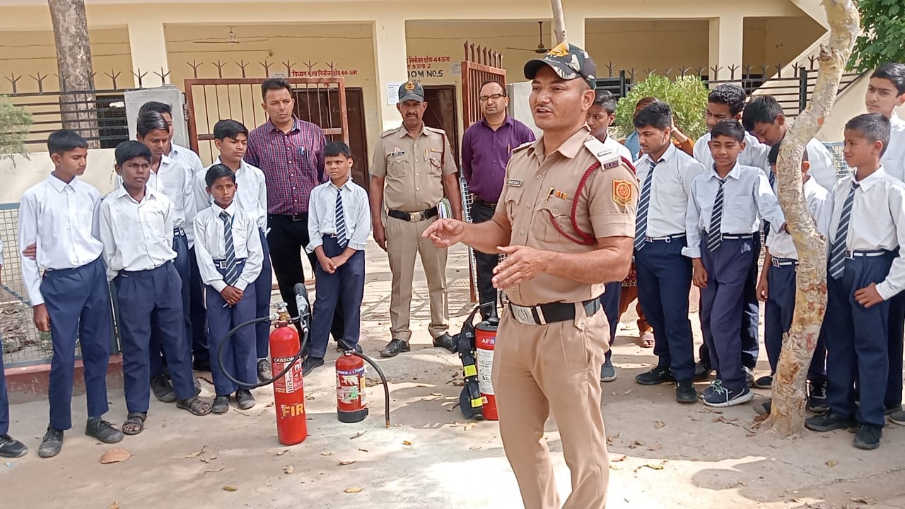 ऊना के एस डी सीनियर सैकेंडरी स्कूल में मॉक ड्रिल