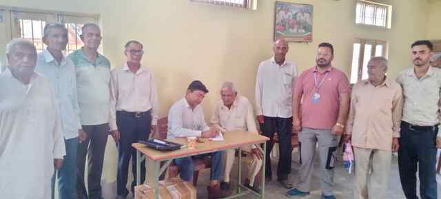 वरिष्ठ नागरिक भवन ऊना में आंखों का निशुल्क चेकअप कैंप का आयोजन